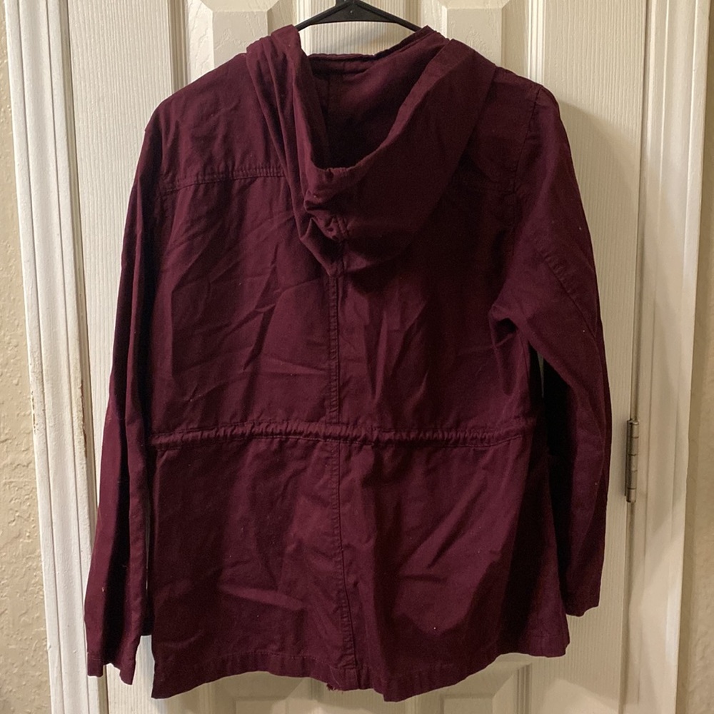 Women’s C’Est Toi Burgundy Cargo Jacket. Size Large - Picture 3 of 3